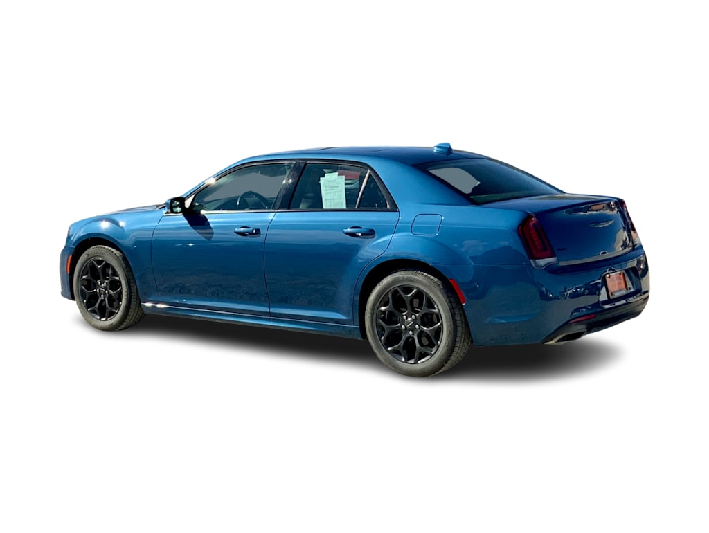 Thumbnail: 2021 Chrysler 300 - 4