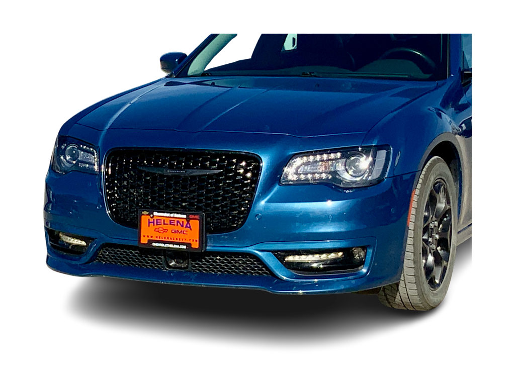 Thumbnail: 2021 Chrysler 300 - 21