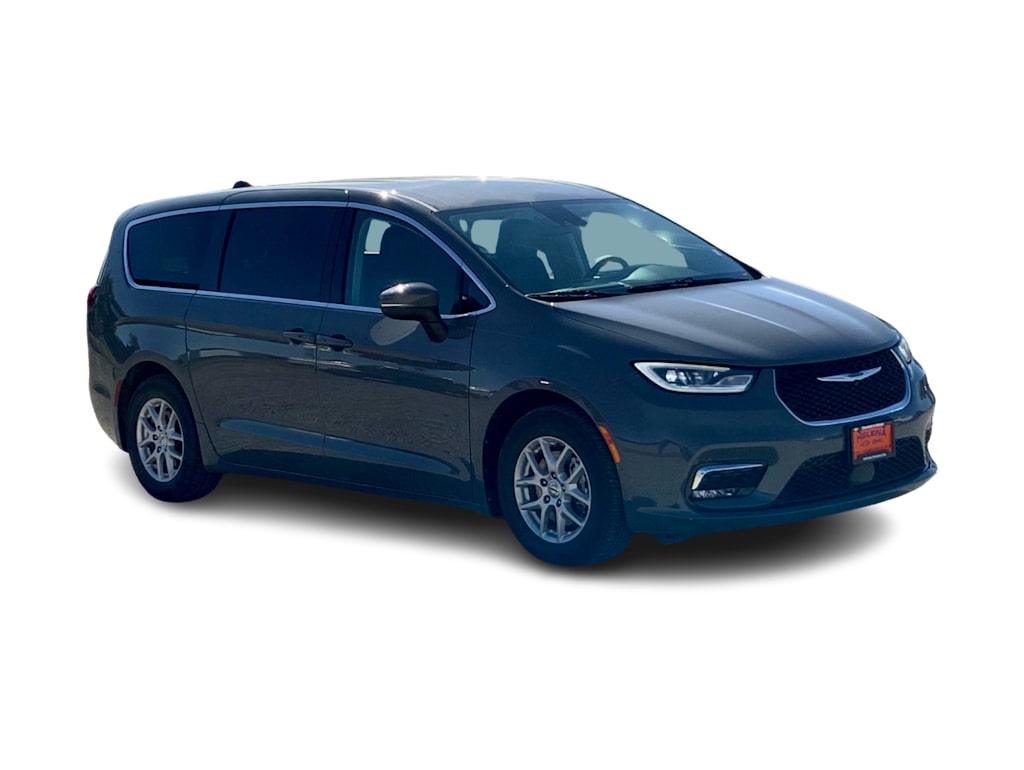 Thumbnail: 2023 Chrysler Pacifica - 21