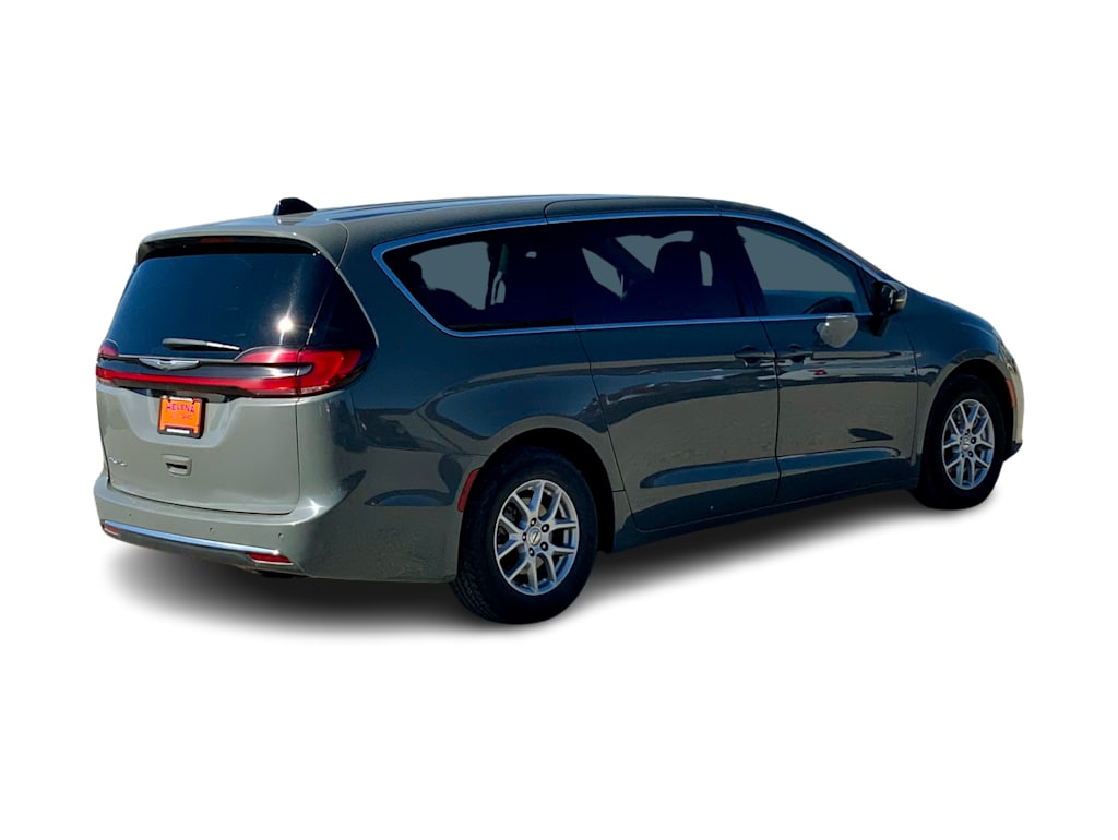 Thumbnail: 2023 Chrysler Pacifica - 19