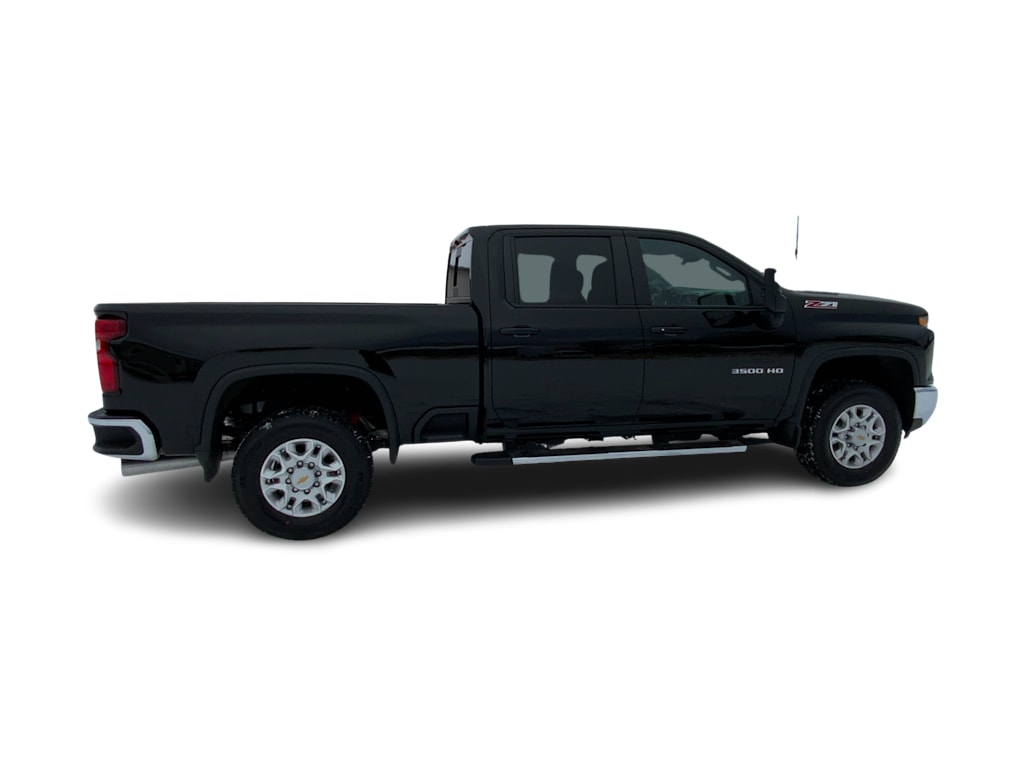 2025 Chevrolet Silverado 3500 LT 16