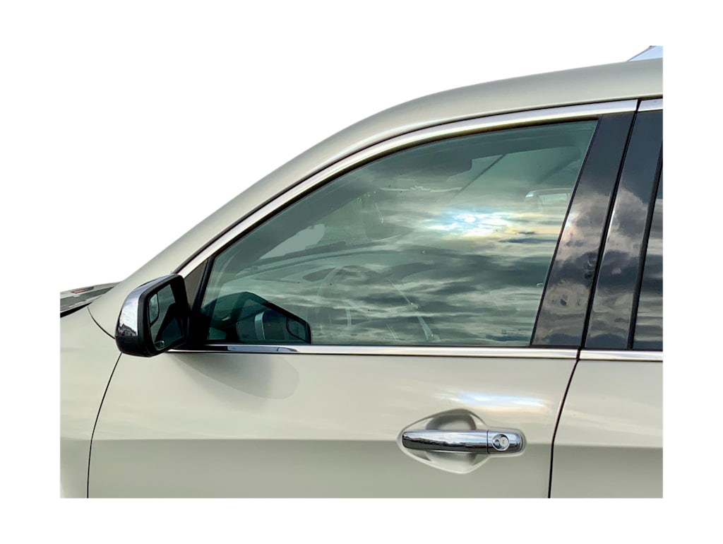Thumbnail: 2013 Chevrolet Equinox - 23