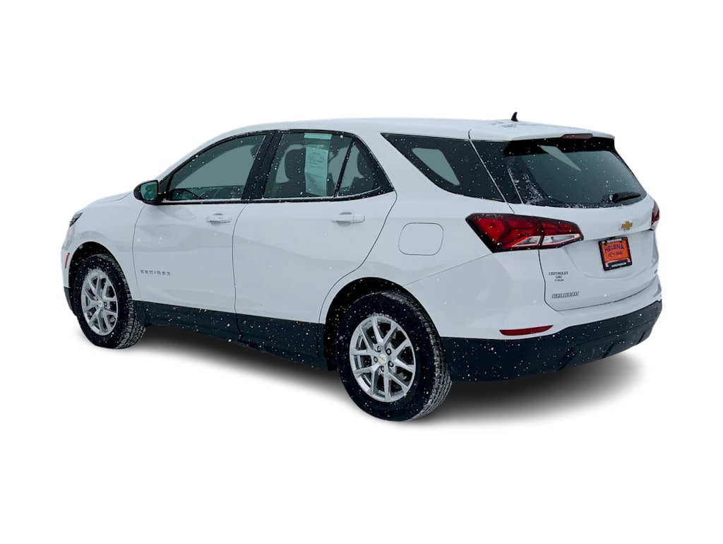 Thumbnail: 2022 Chevrolet Equinox - 4