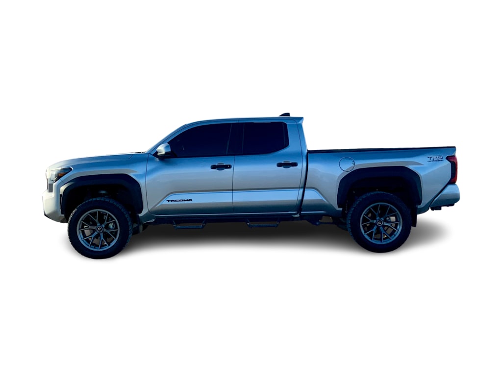 Thumbnail: 2024 Toyota Tacoma - 3