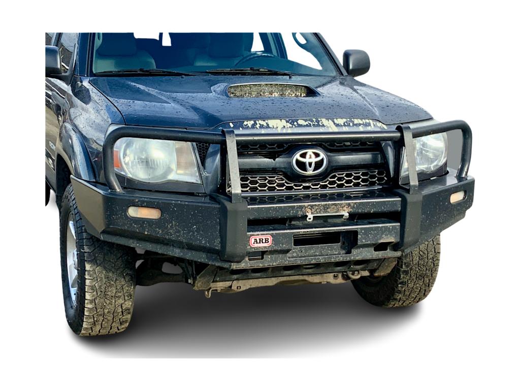 Thumbnail: 2011 Toyota Tacoma - 21