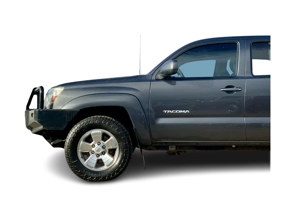 Thumbnail: 2011 Toyota Tacoma - 22