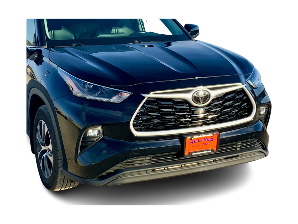Thumbnail: 2021 Toyota Highlander - 21