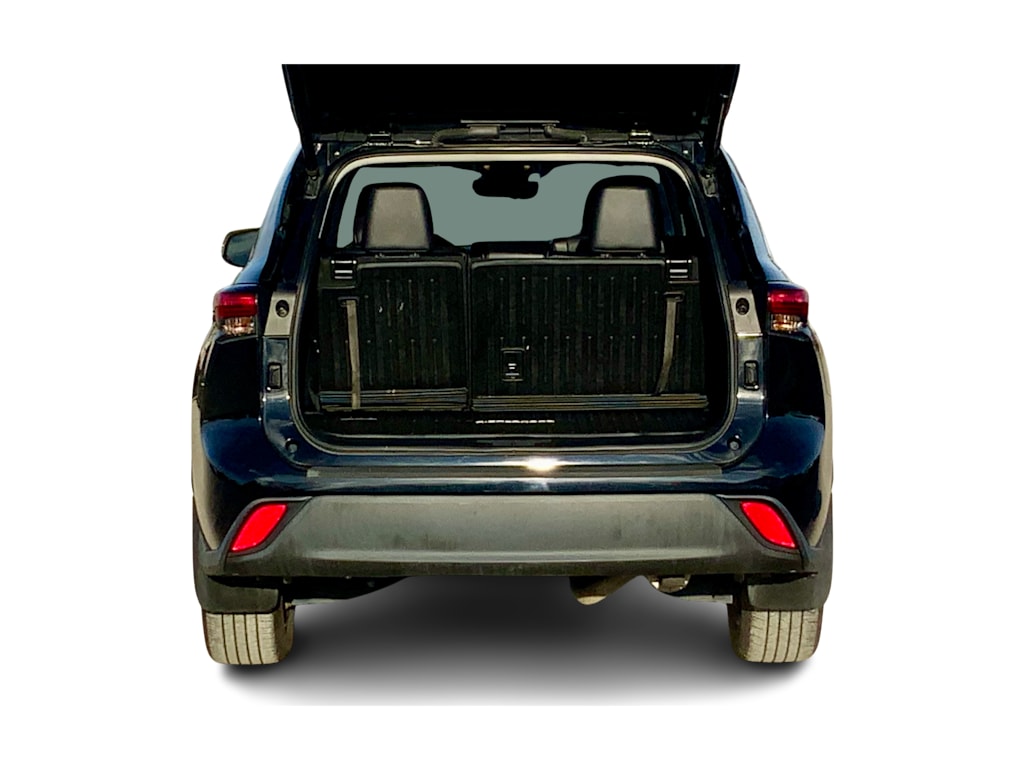 Thumbnail: 2021 Toyota Highlander - 18