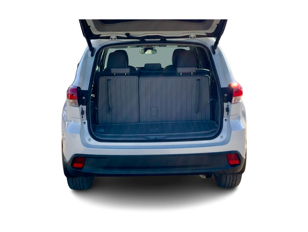 Thumbnail: 2019 Toyota Highlander - 18