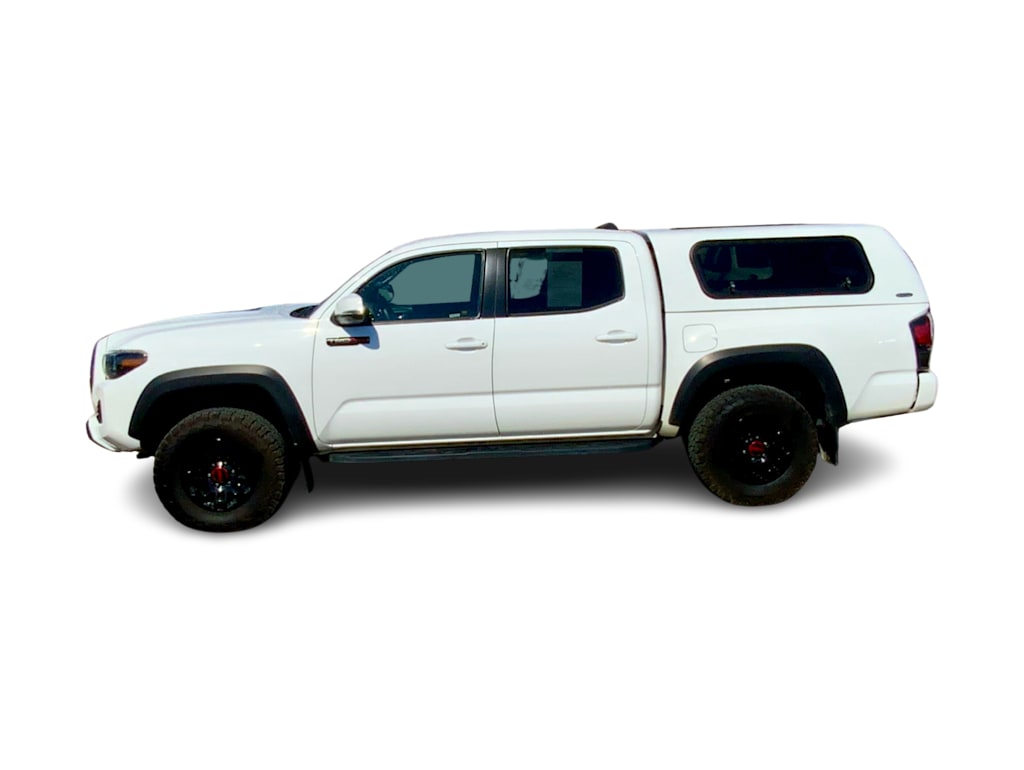 Thumbnail: 2018 Toyota Tacoma - 3