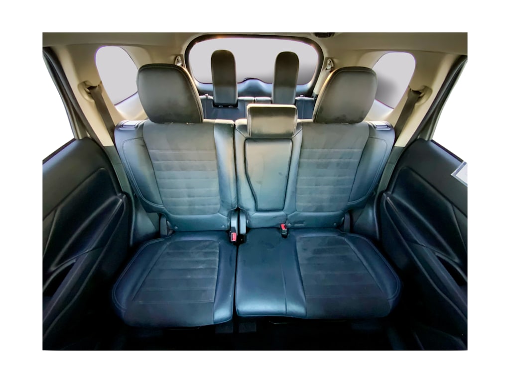 Thumbnail: 2019 Mitsubishi Outlander - 19