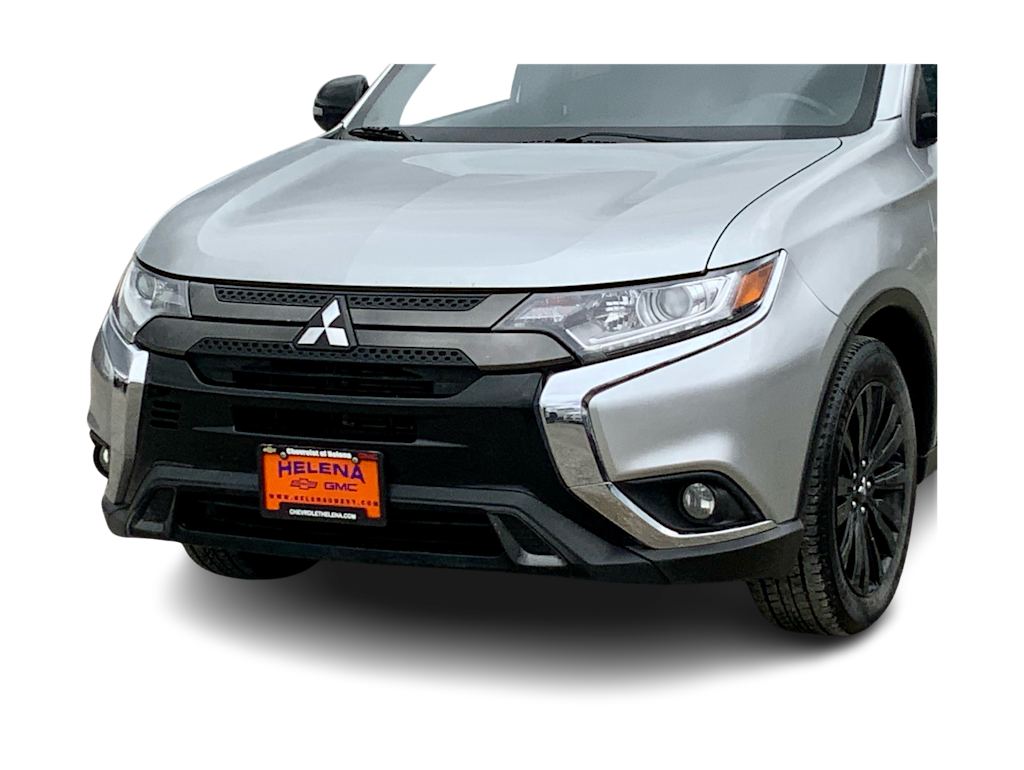 Thumbnail: 2020 Mitsubishi Outlander - 20