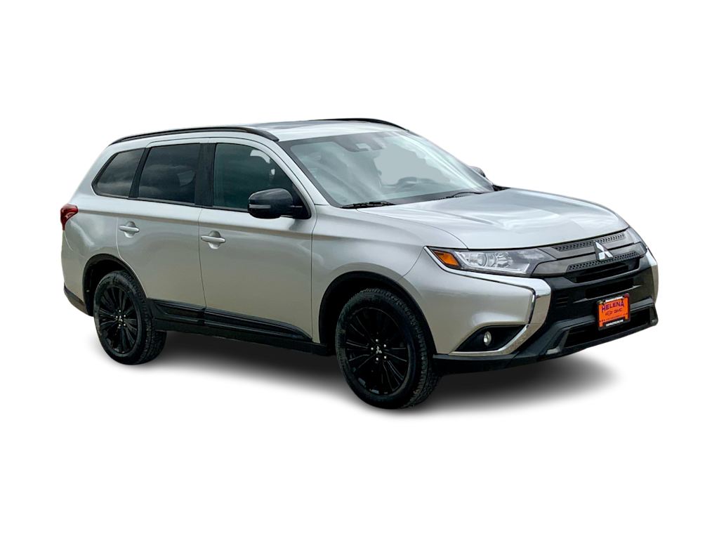 Thumbnail: 2020 Mitsubishi Outlander - 19