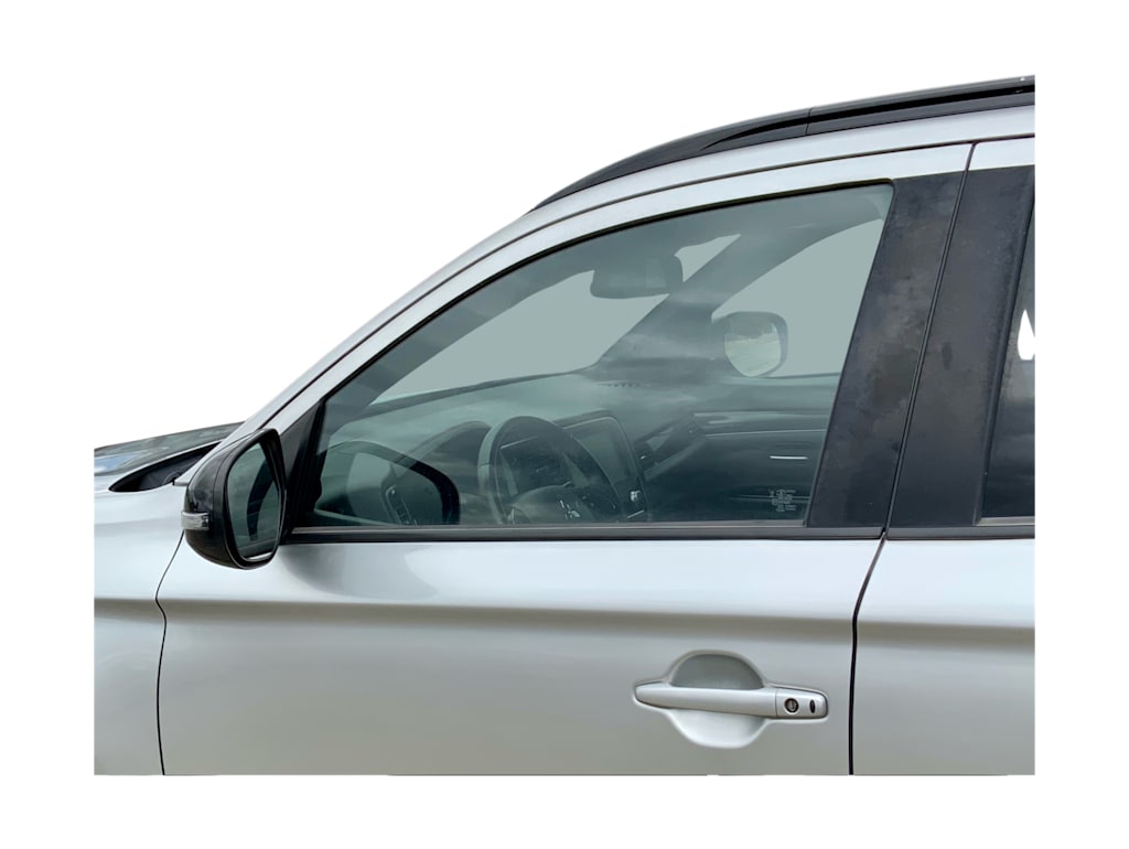 Thumbnail: 2020 Mitsubishi Outlander - 22
