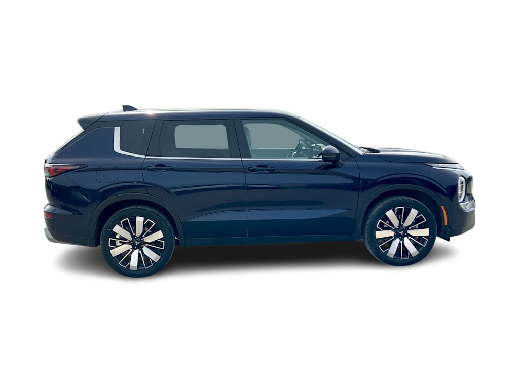 Thumbnail: 2025 Mitsubishi Outlander - 19