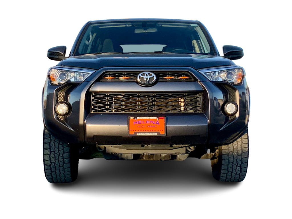Thumbnail: 2018 Toyota 4Runner - 23
