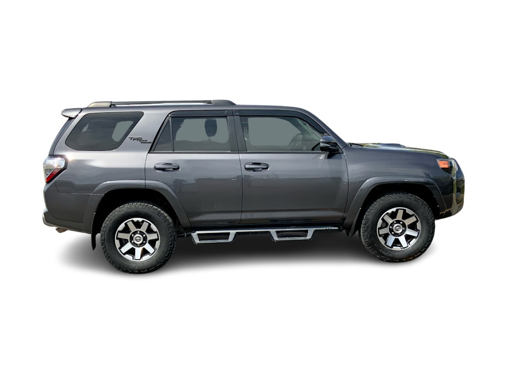 Thumbnail: 2021 Toyota 4Runner - 20