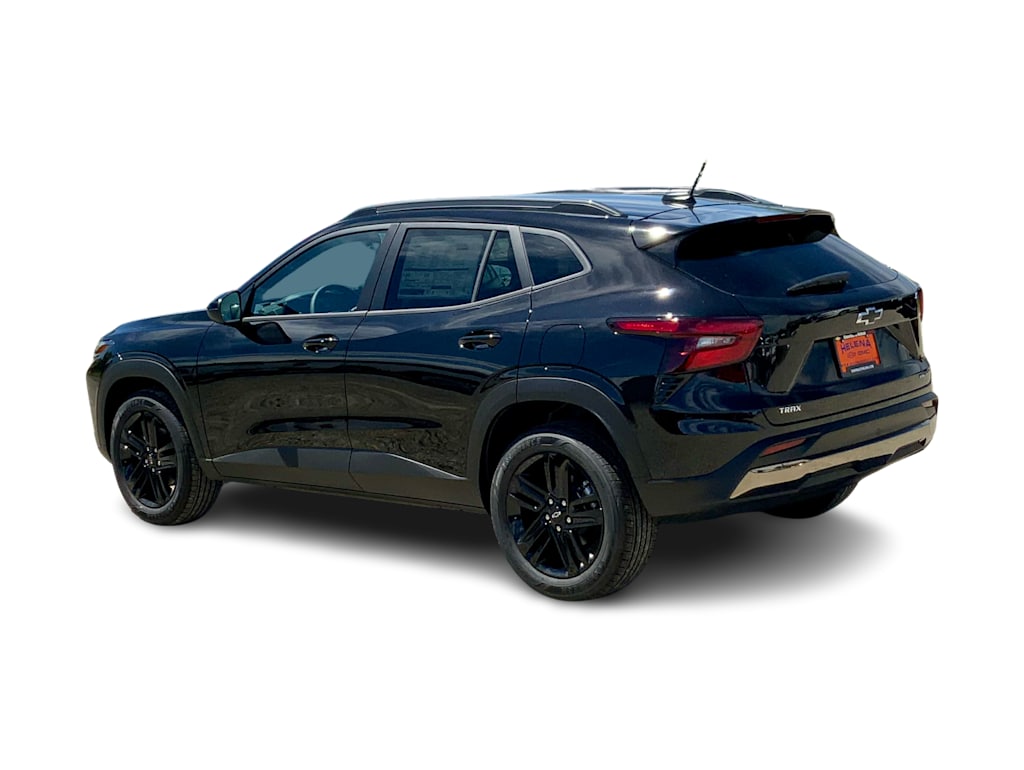 Thumbnail: 2026 Chevrolet Trax - 4