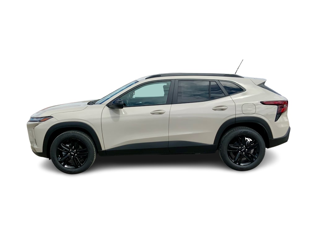 Thumbnail: 2026 Chevrolet Trax - 3
