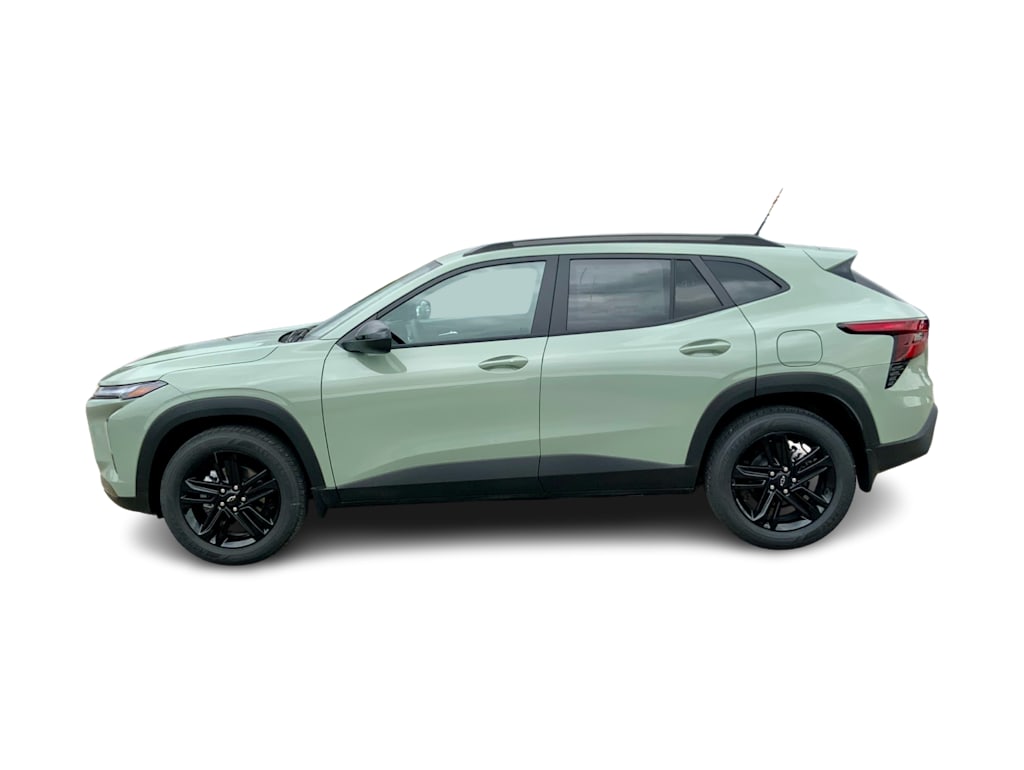 Thumbnail: 2026 Chevrolet Trax - 3