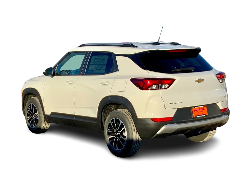 Thumbnail: 2026 Chevrolet TrailBlazer - 4