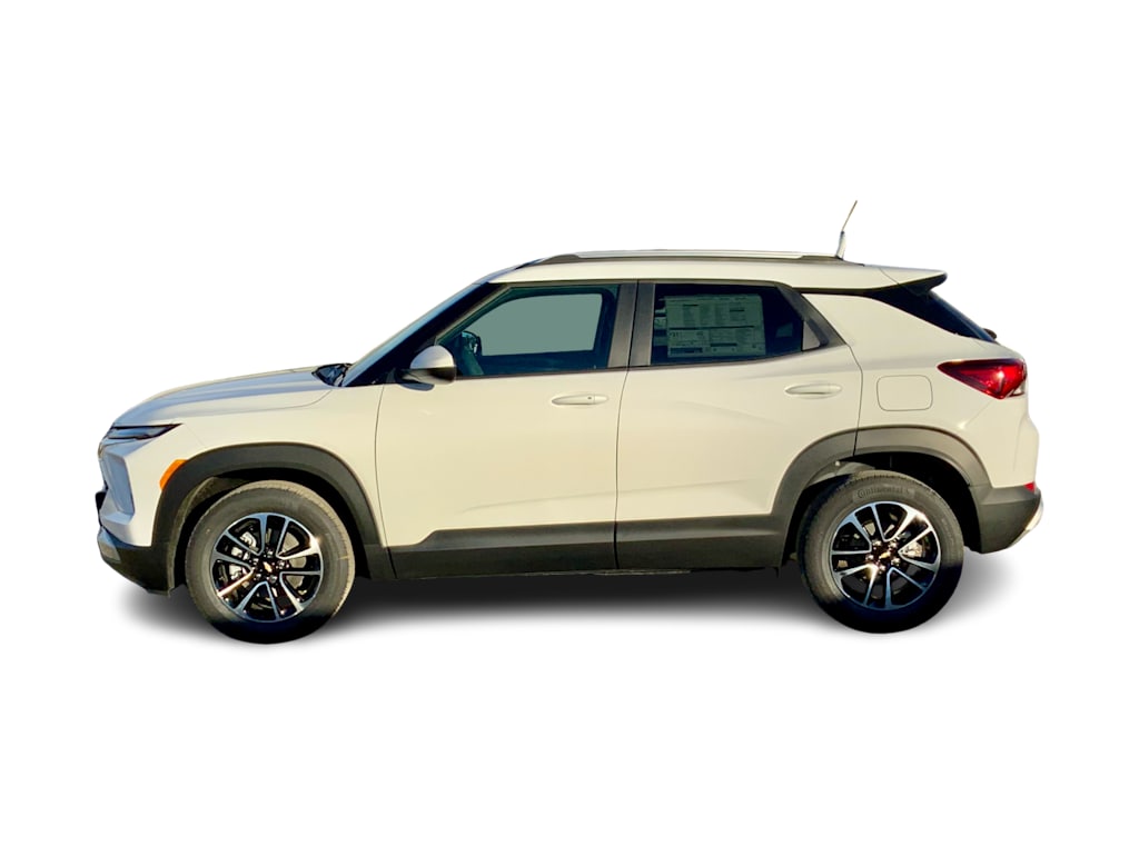 Thumbnail: 2026 Chevrolet TrailBlazer - 3