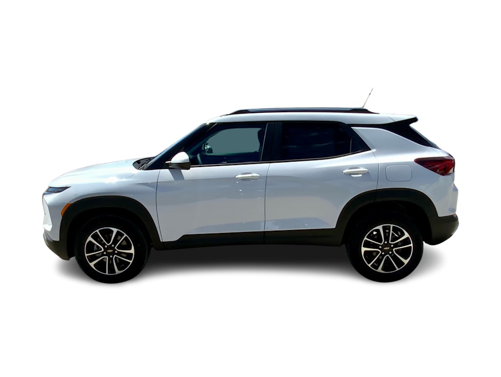 Thumbnail: 2026 Chevrolet TrailBlazer - 3