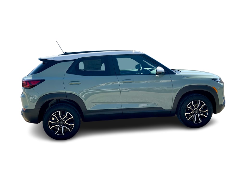Thumbnail: 2026 Chevrolet TrailBlazer - 21