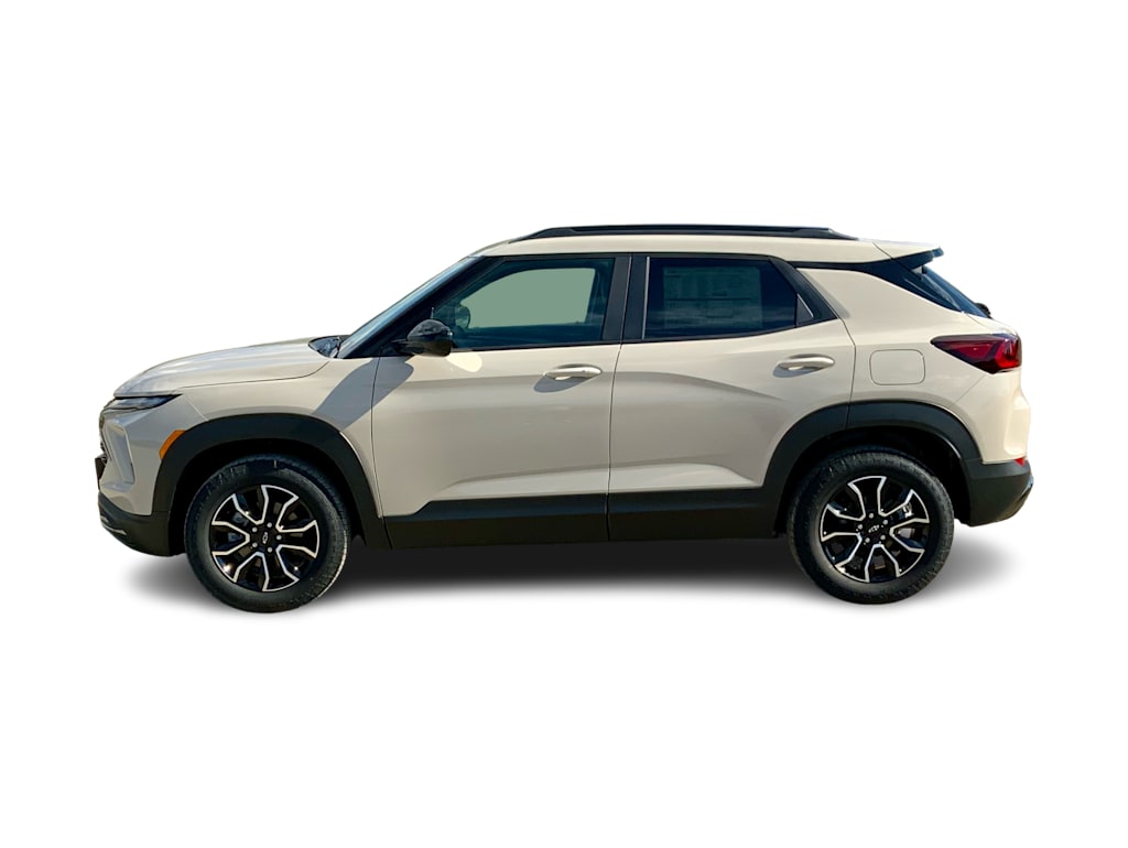 Thumbnail: 2026 Chevrolet TrailBlazer - 4