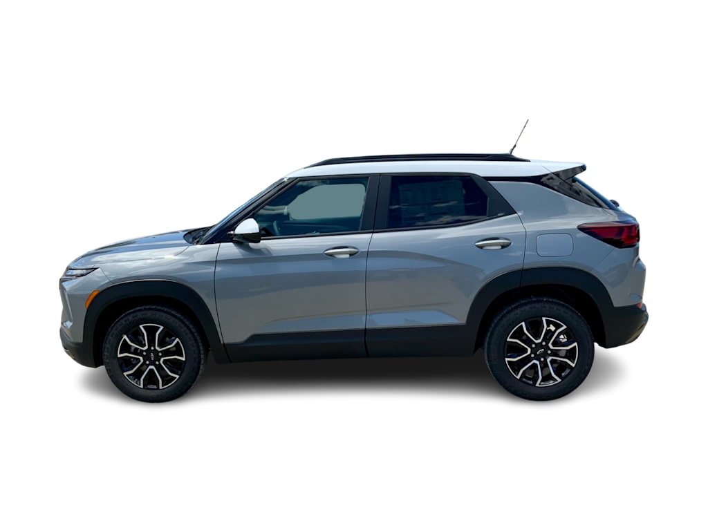 Thumbnail: 2026 Chevrolet TrailBlazer - 3