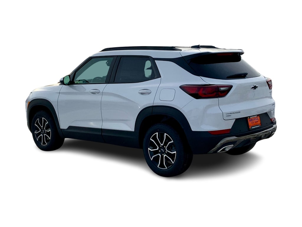 Thumbnail: 2026 Chevrolet TrailBlazer - 4