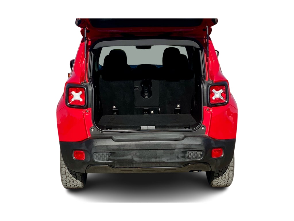 Thumbnail: 2019 Jeep Renegade - 18