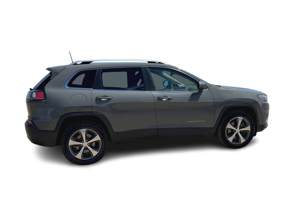 Thumbnail: 2020 Jeep Cherokee - 14