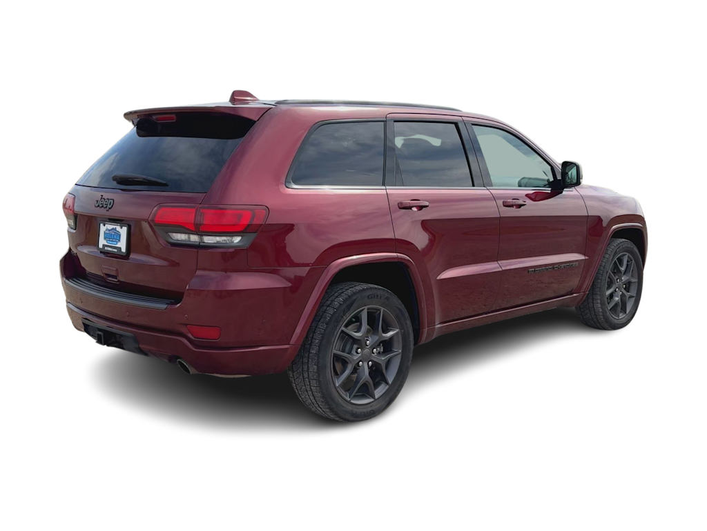 Thumbnail: 2021 Jeep Grand Cherokee - 18