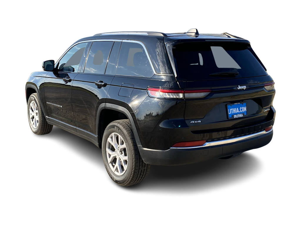 Thumbnail: 2022 Jeep Grand Cherokee - 17