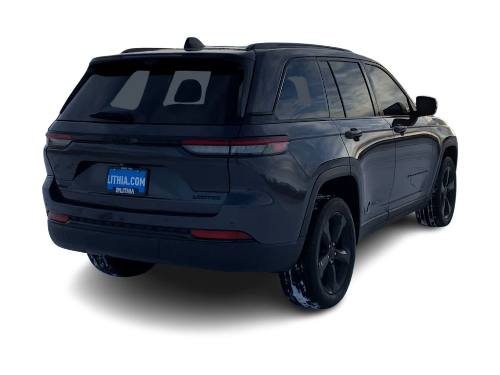 Thumbnail: 2023 Jeep Grand Cherokee - 14