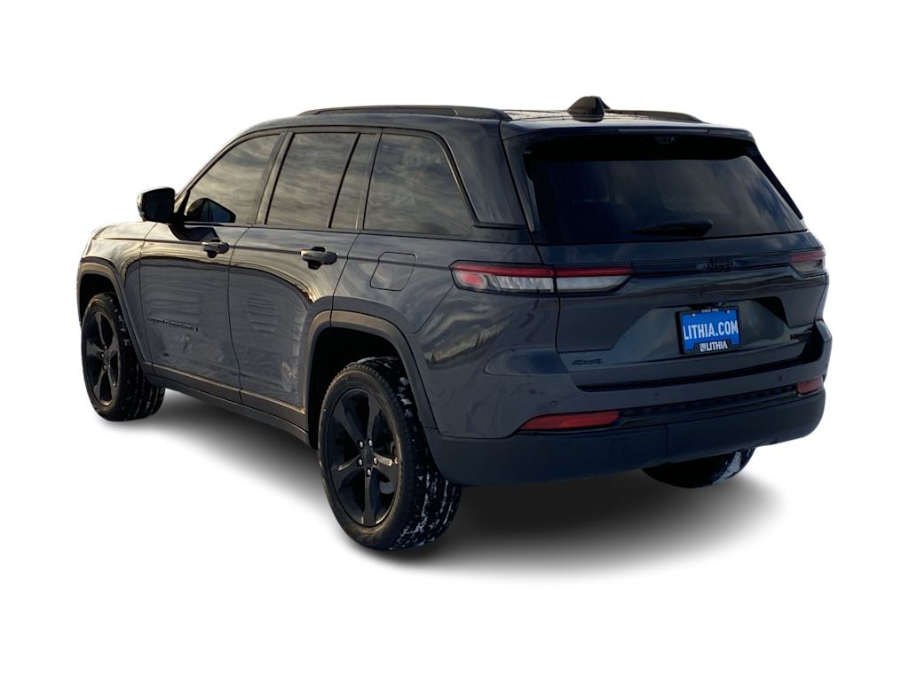 Thumbnail: 2023 Jeep Grand Cherokee - 17