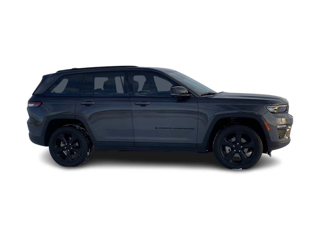 Thumbnail: 2023 Jeep Grand Cherokee - 23