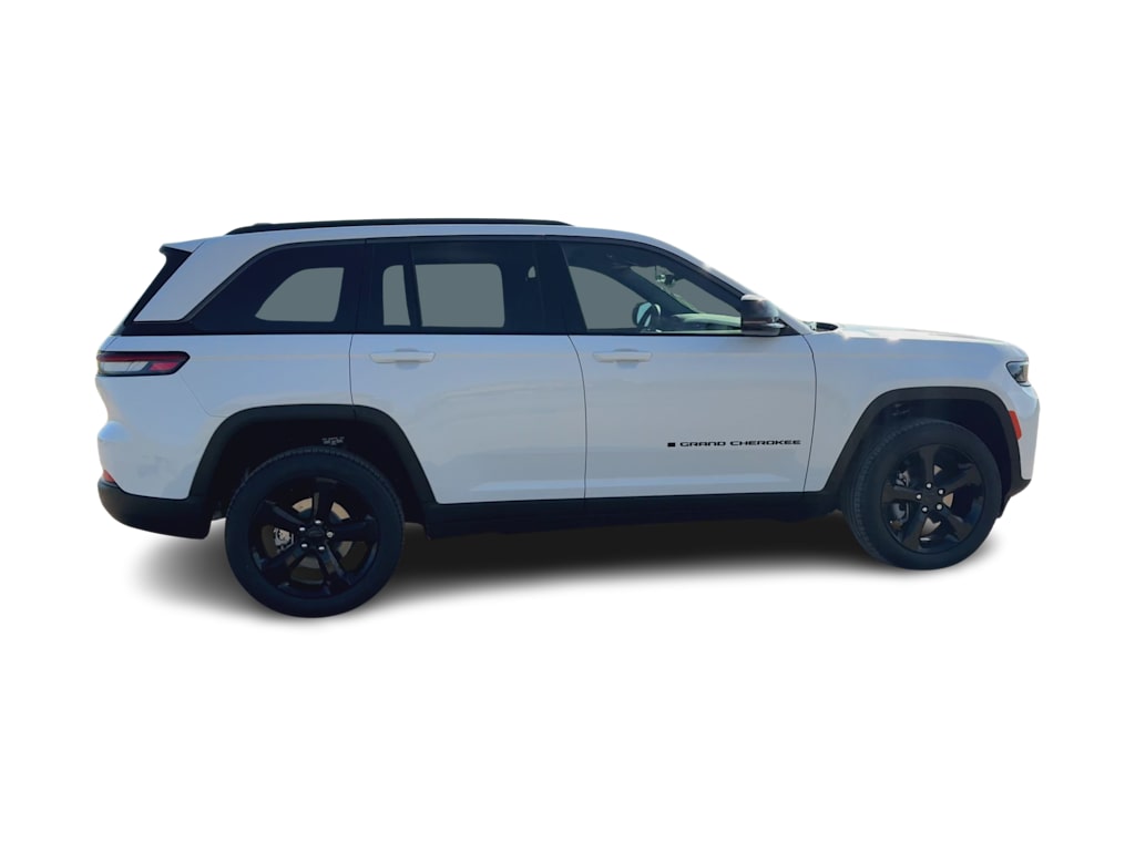 Thumbnail: 2026 Jeep Grand Cherokee - 20