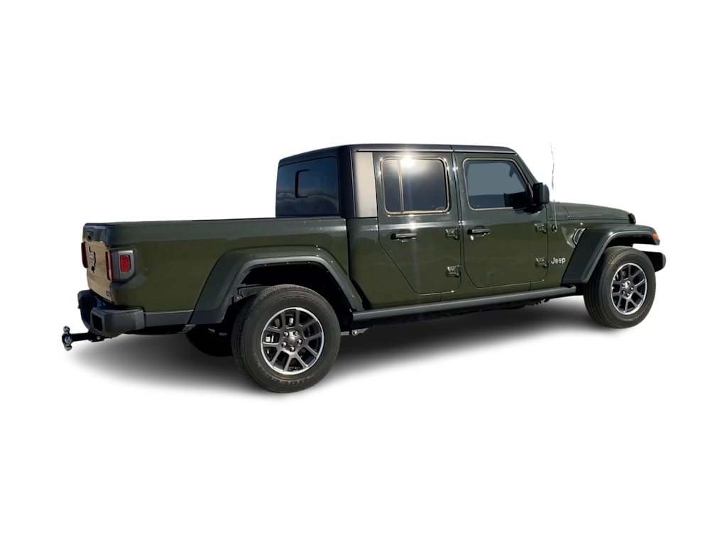 Thumbnail: 2022 Jeep Gladiator - 17