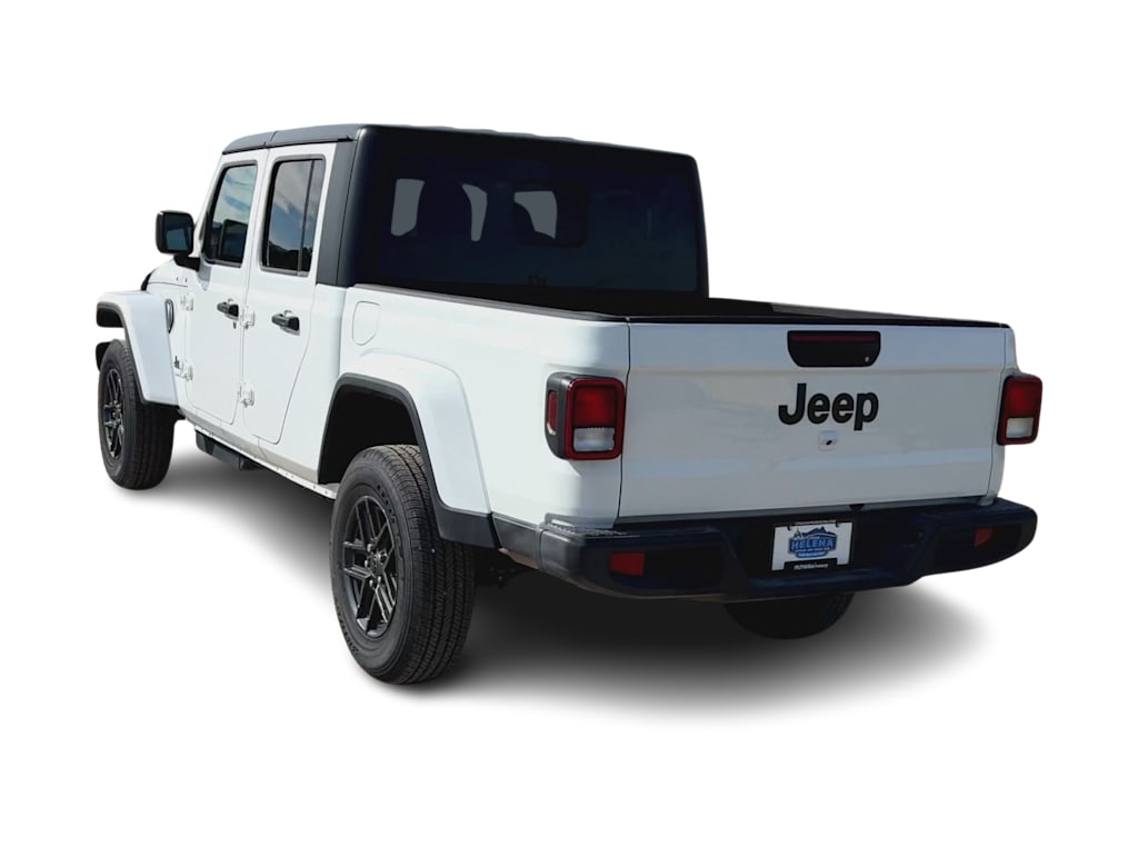 Thumbnail: 2026 Jeep Gladiator - 4
