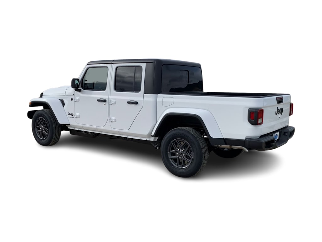 Thumbnail: 2026 Jeep Gladiator - 4