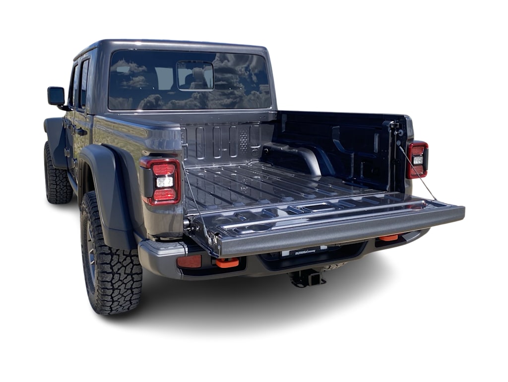 Thumbnail: 2026 Jeep Gladiator - 16