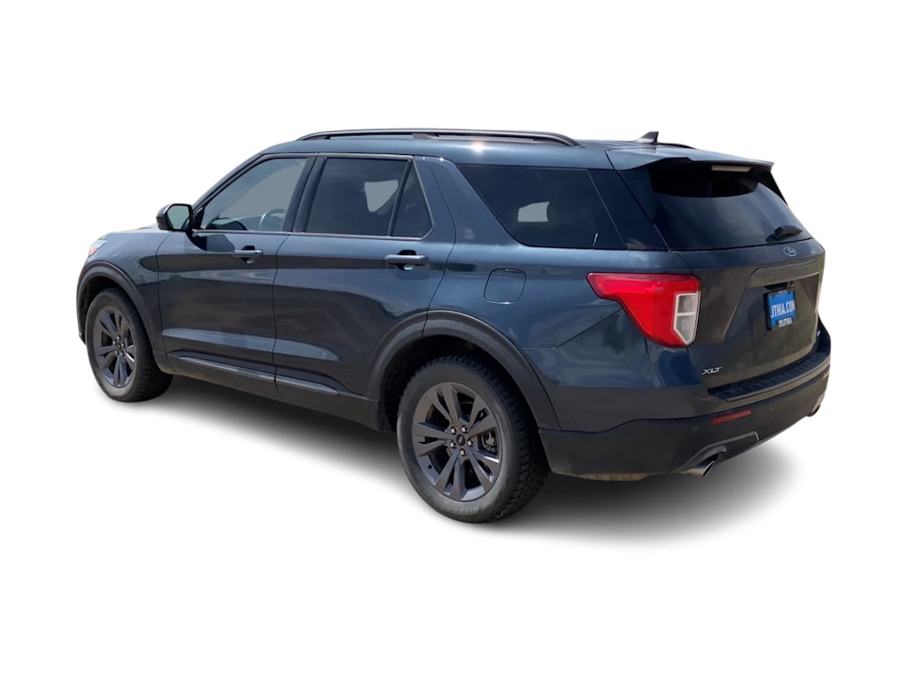 Thumbnail: 2022 Ford Explorer - 3