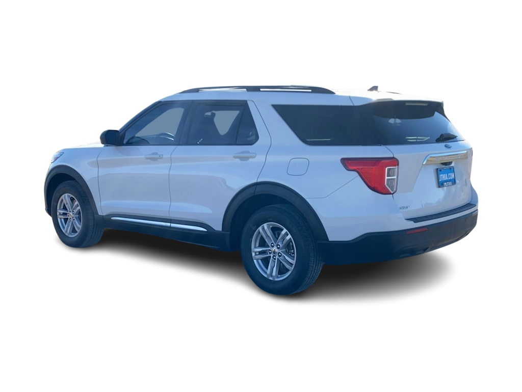 Thumbnail: 2022 Ford Explorer - 4