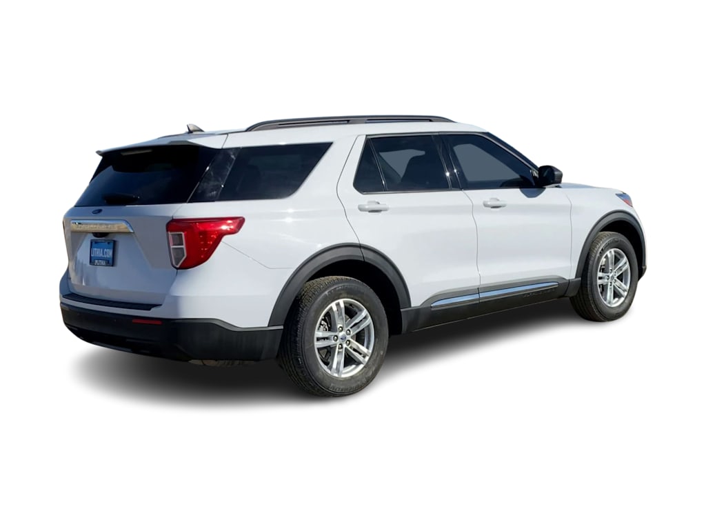 Thumbnail: 2022 Ford Explorer - 16