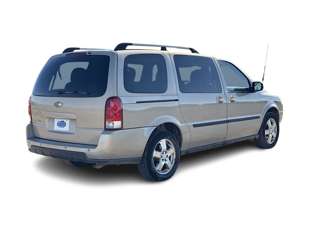 Thumbnail: 2008 Chevrolet Uplander - 16