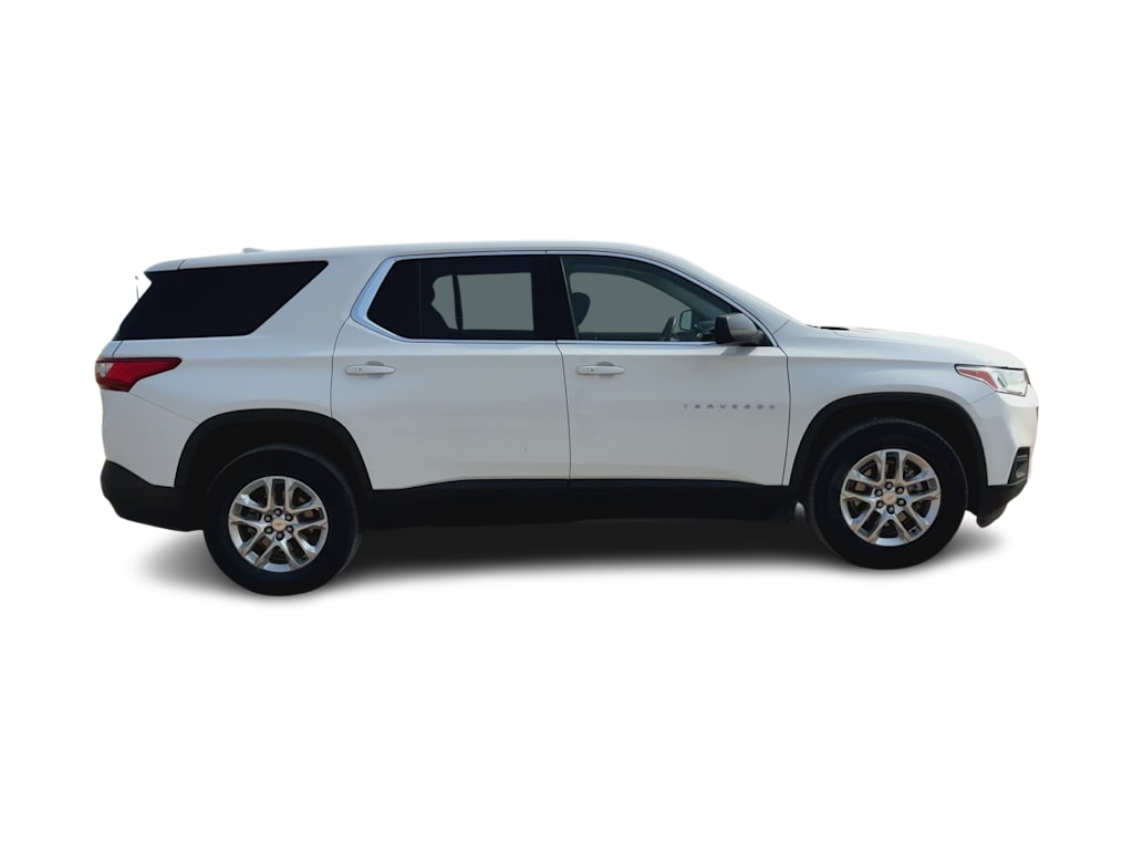 Thumbnail: 2021 Chevrolet Traverse - 19