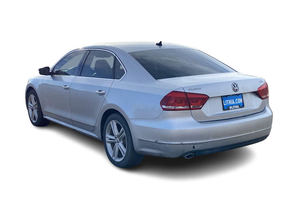 Thumbnail: 2015 Volkswagen Passat - 17
