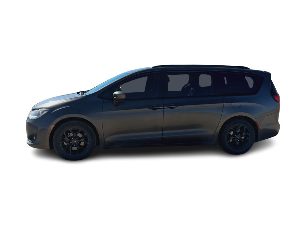 Thumbnail: 2018 Chrysler Pacifica - 2